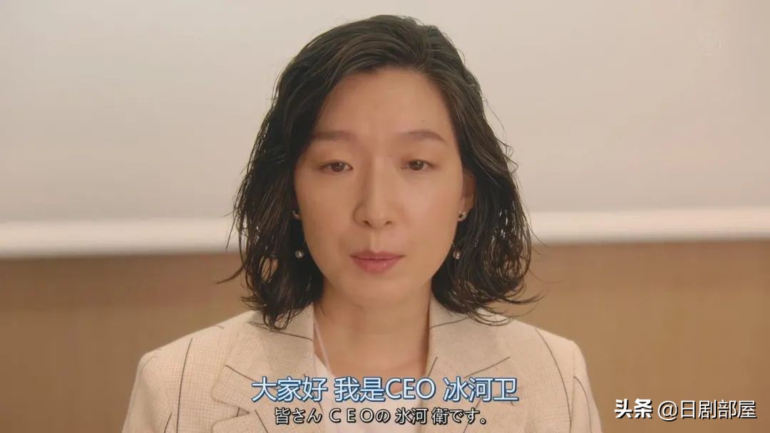 楚楚伟和纳米天使与爱情者的爱合作。