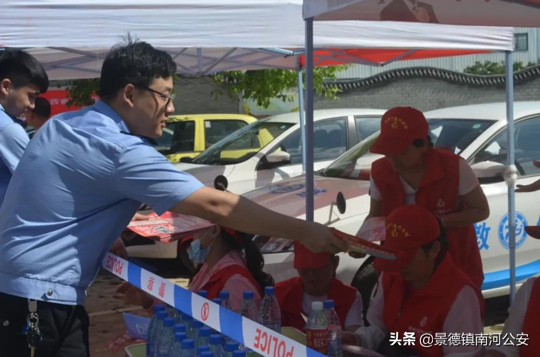 【护航高考】你们努力圆梦 我们全力护航