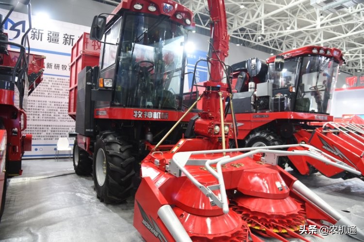 以品質(zhì)鑄就品牌 牧神農(nóng)機(jī)引爆2021全國(guó)農(nóng)機(jī)展現(xiàn)場(chǎng)
