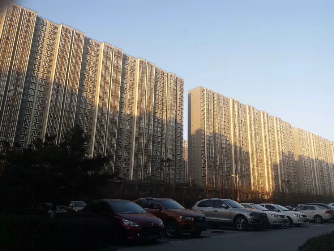燕郊首富李福成的地产江湖，一度负面缠身，72岁再次出山