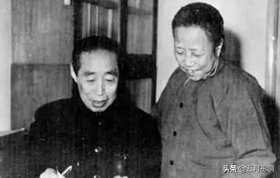 全班倒数第一名逆袭考上复旦，童第周用勤奋证明了爱因斯坦那句话