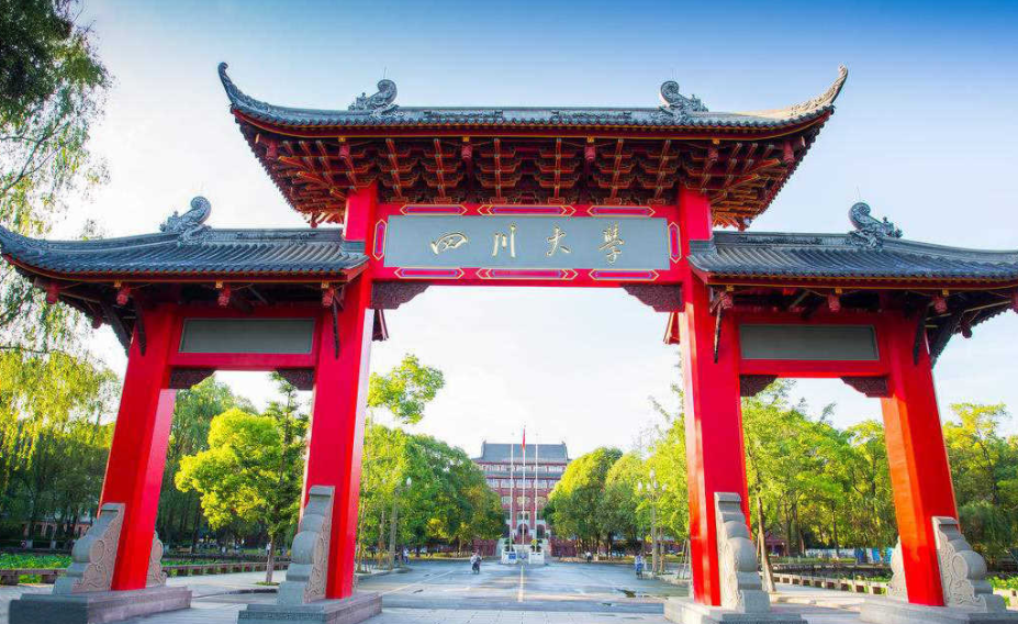 985高校“闹剧”不断，学生“善举”遭遇抬杠，奇葩理由令人无奈