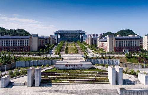 我在爽爽贵阳，花溪大学城等你（附9所高校简介）