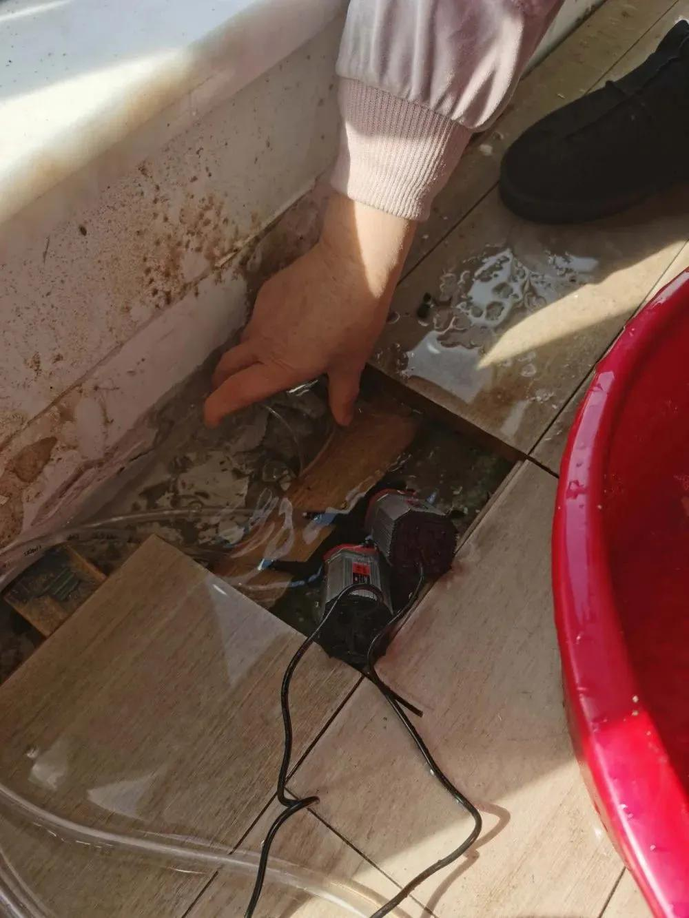 熱水器沒用過卻出現(xiàn)水管爆裂漏水?這個操作切記!