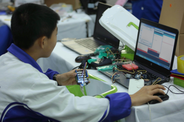 盘点南京市各区民办中小学学费，普遍价格高昂，一年多达10万