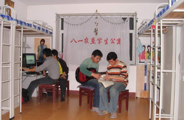 黑龙江这所本科大学，3轮补报无1人报考，考生：看校名就不想报