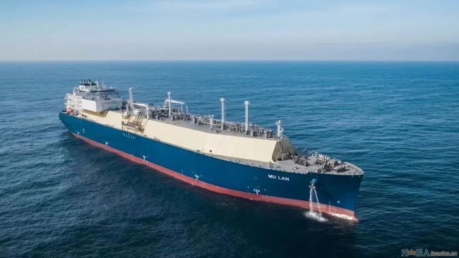 打破韩国垄断，中国正建世界最大LNG船，一次可供4000万人1月生活
