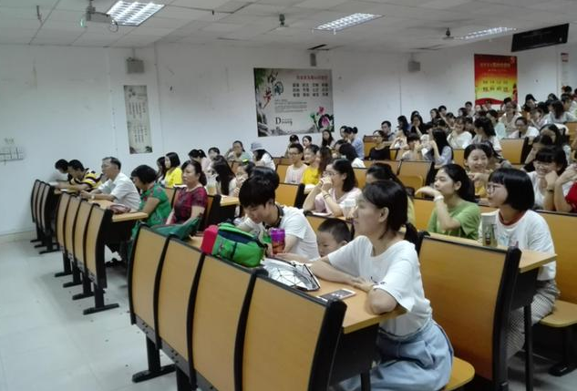 00后感兴趣的理工专业排名，心理学成热门，会计、金融被打入冷宫