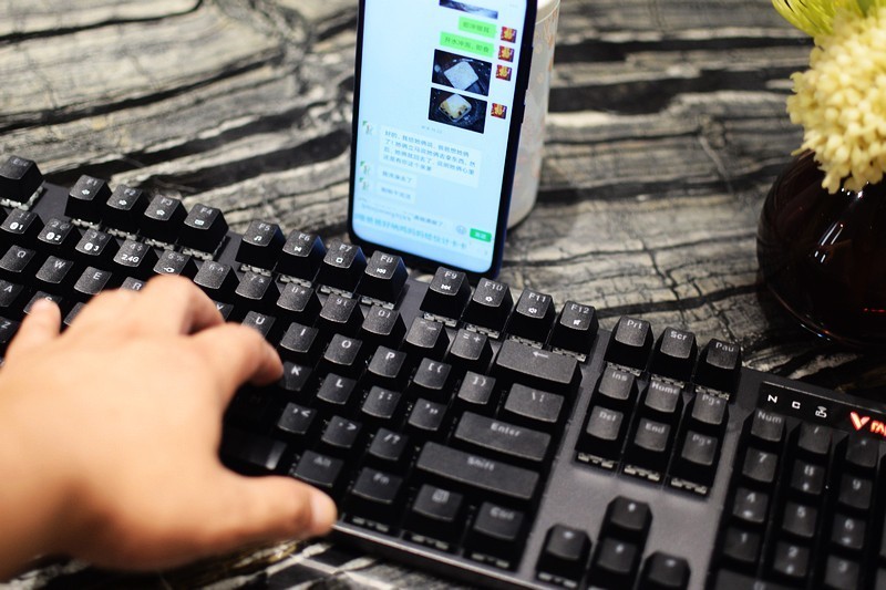 雷柏V500PRO多模版.有线/无线.背光游戏机械键盘