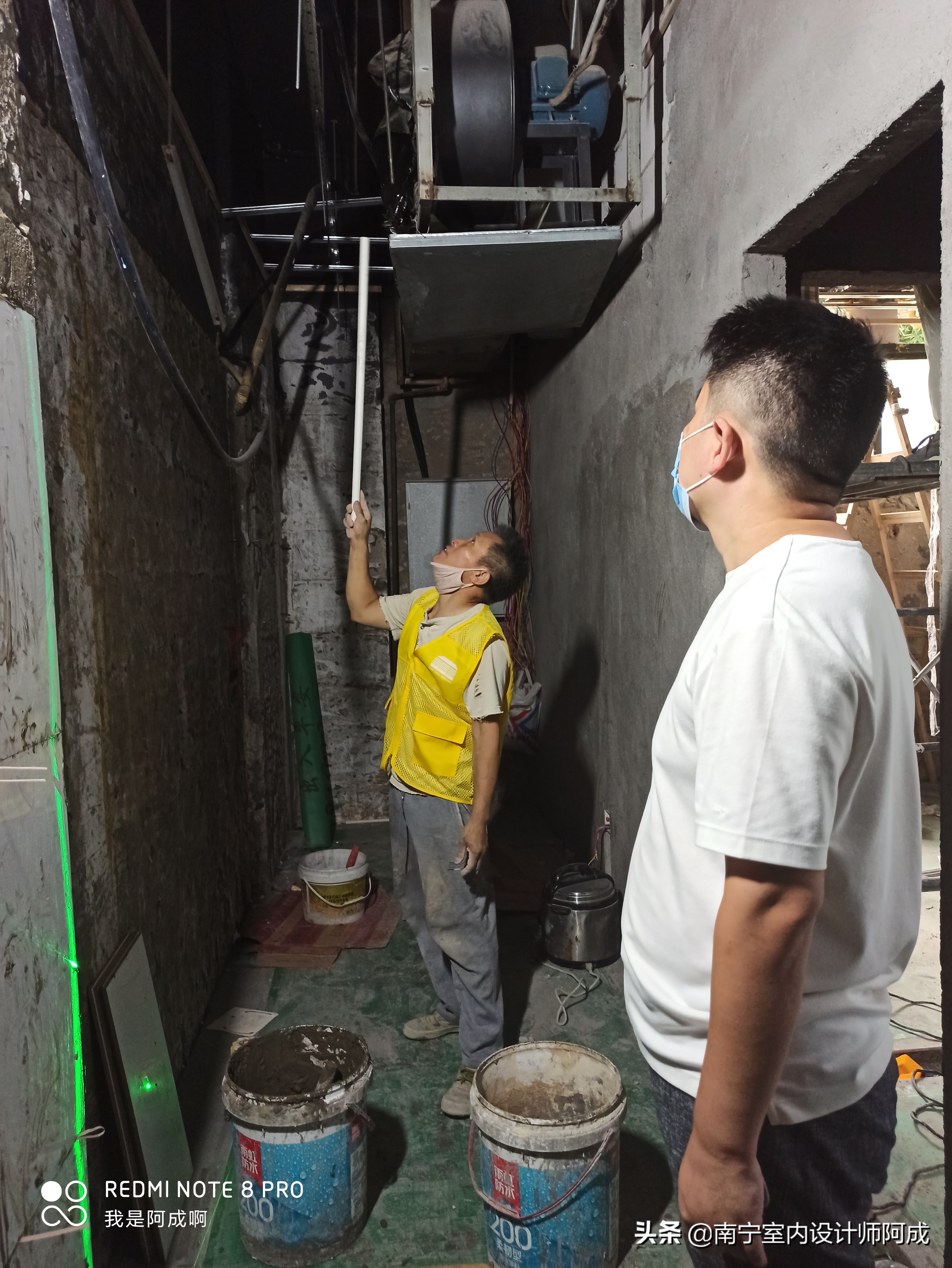如果你有个异形结构店面，你会如何规划设计丨看看这家蛋糕店实景