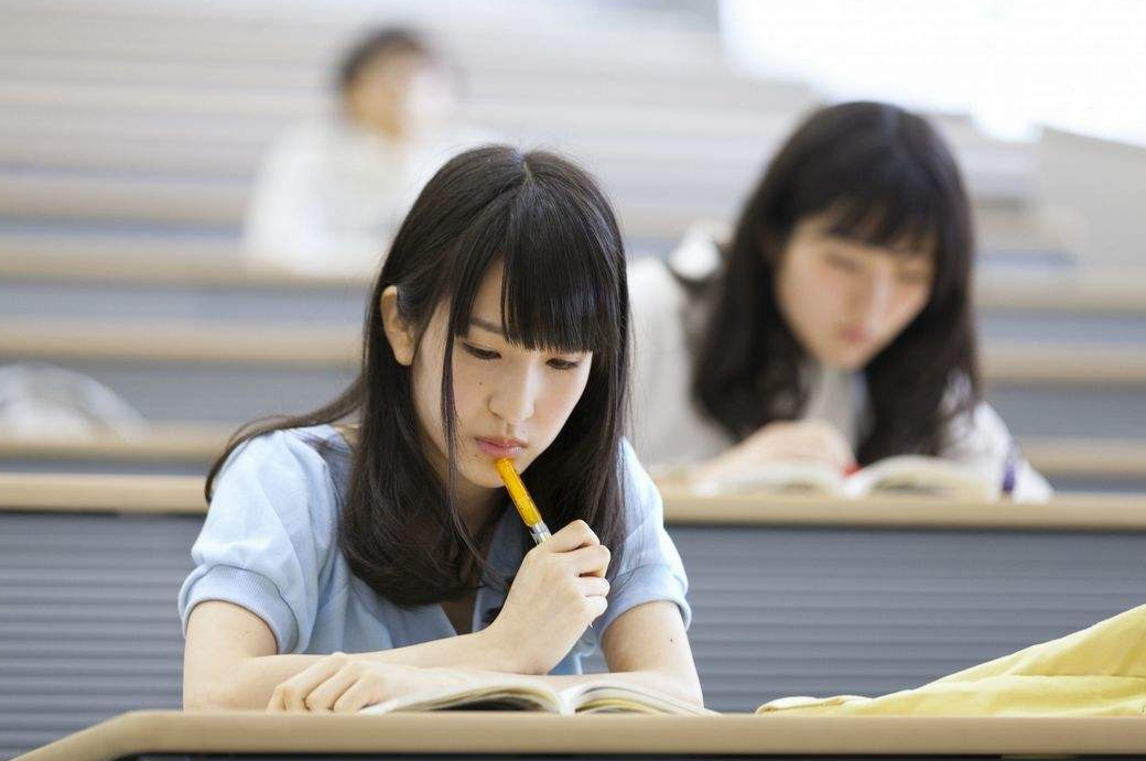 适合女生学的“专业”，10年后会很吃香，收入高而且很稳定