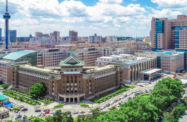 床位超5000张的十大医院：郑大一附院领衔，协和、同济在列！