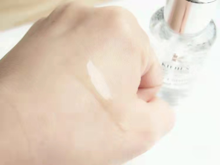 双十一美白精华榜单：sk2小灯泡是王者，olay小白瓶好用平价