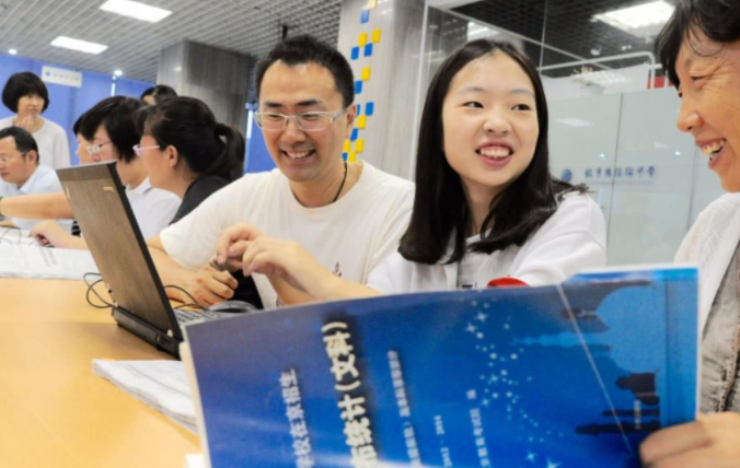 为何高考成绩都是在晚上公布？看似不人性化，其实都是为考生好