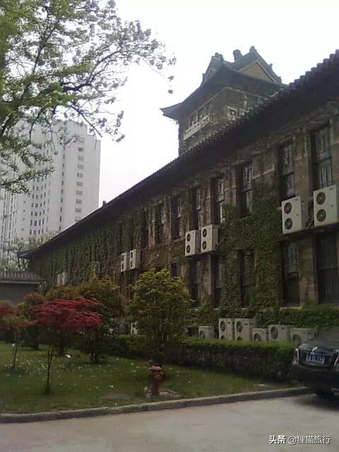 百年名校南京大学一日游，八年前的老照片带你回忆南大