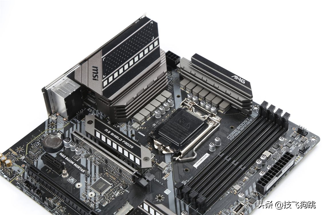 这主机粉粉嫩嫩多可爱，说丑的都是直男吧，TT新品机箱装机体验