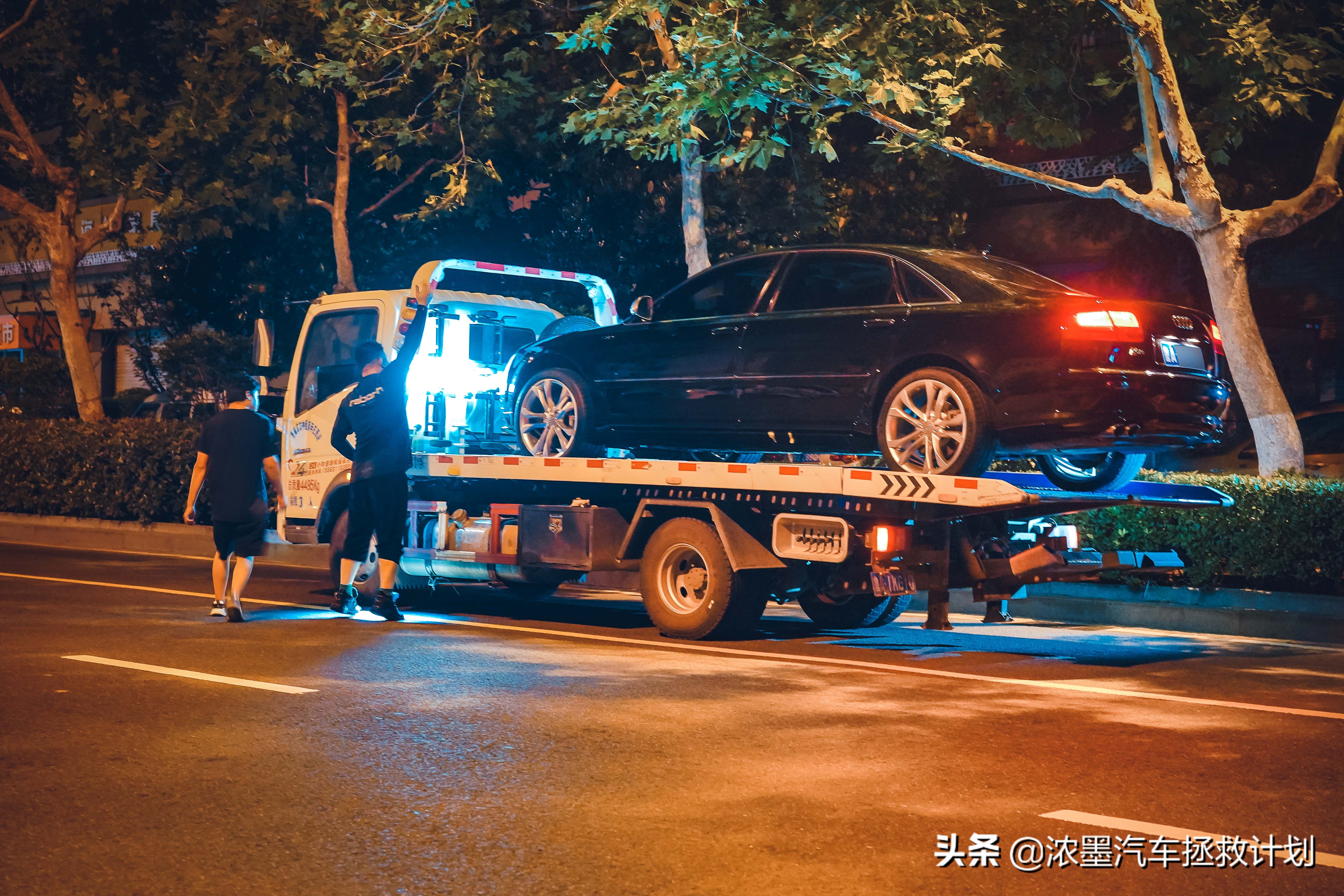 「驾驭科技」整备一台奥迪顶级的豪华旗舰A8，气韵天成的大家风范