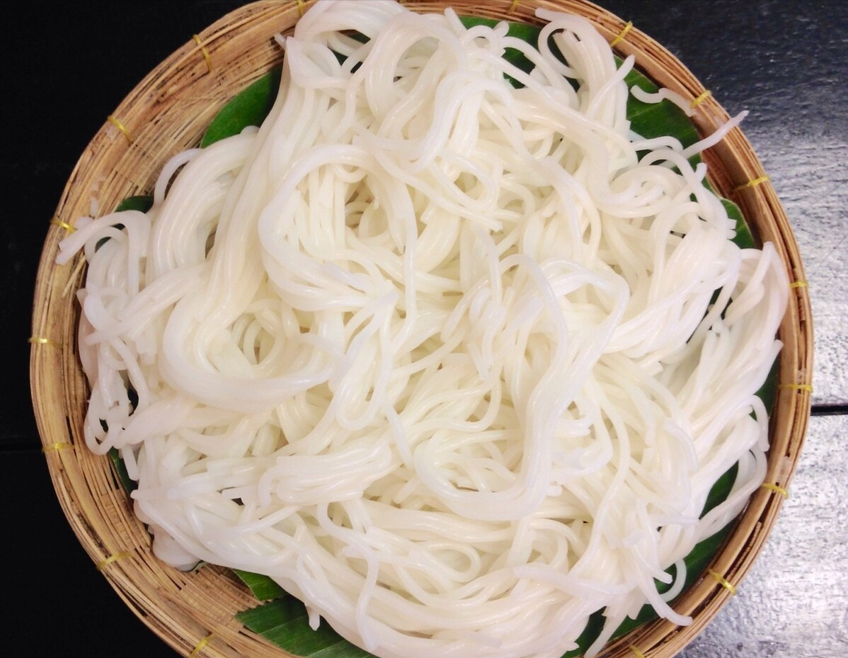 粉条一炒就成团？厨师长分享窍门，加上这1步，爽滑入味不成团