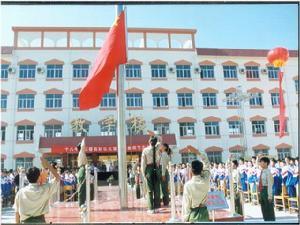 河南濮阳成绩斐然的四大高中，县级中学独占两所，堪称后来者居上