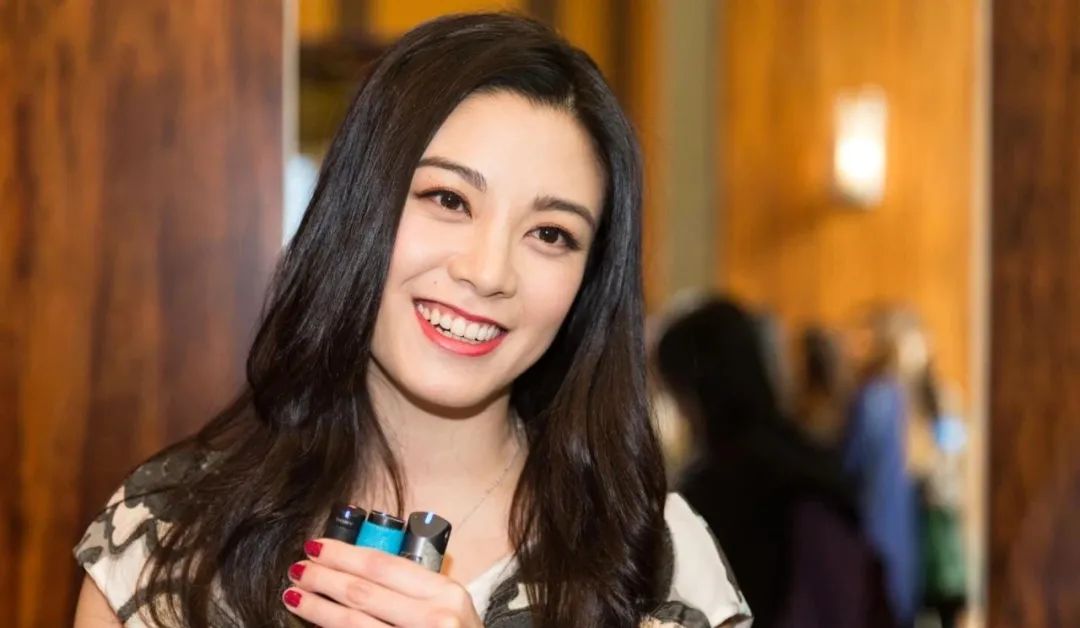 廖碧儿男友(恭喜!