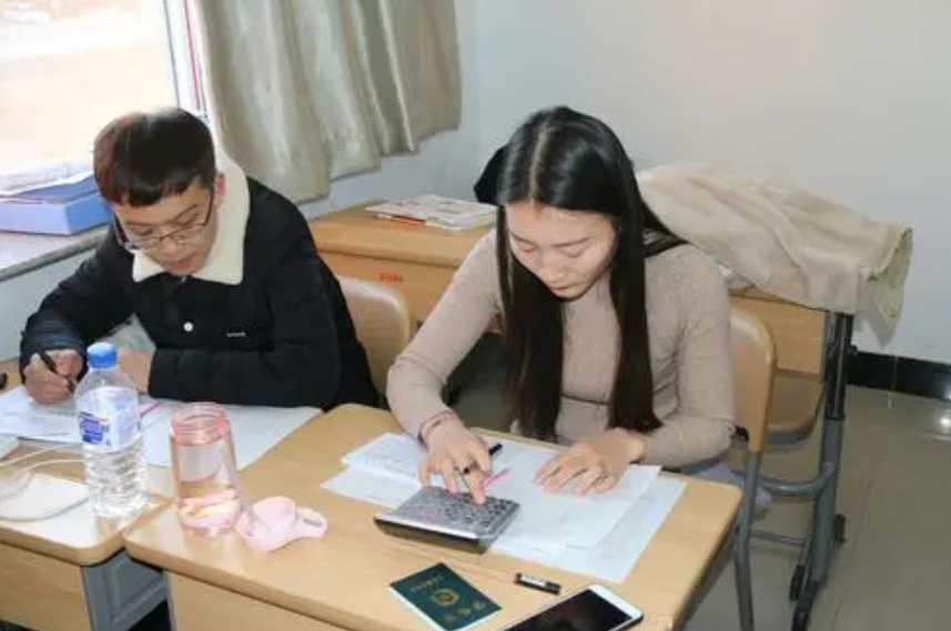 数学不好的学生，尽量不要触碰这4个专业，挂科是常态毕业成问题