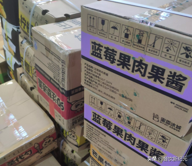 又一奶茶店即将上市，一年利润8亿元，蜜雪冰城却不靠卖奶茶赚钱