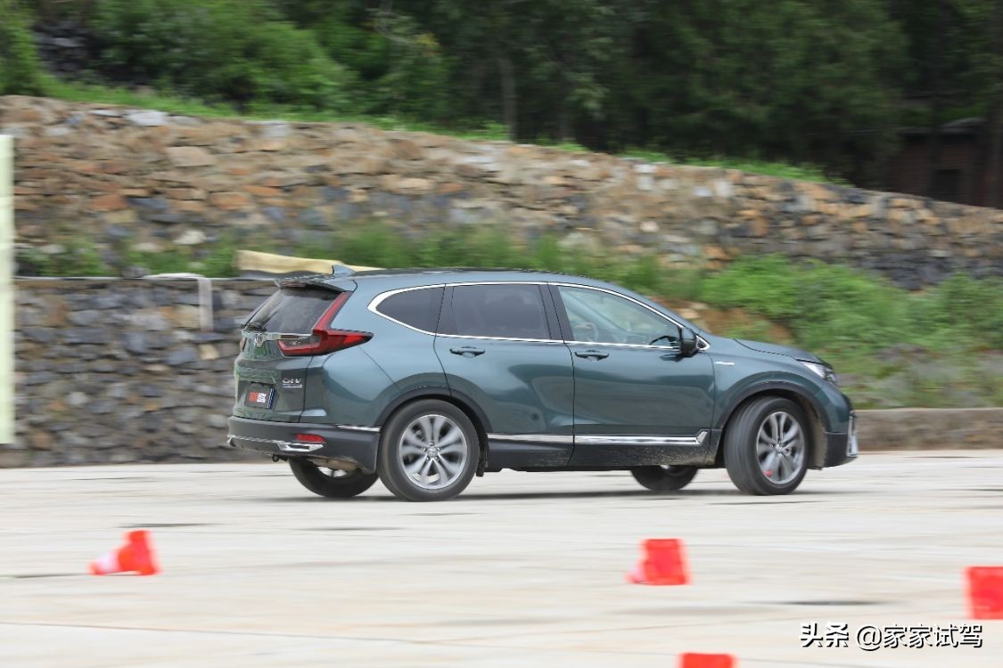SUV中的全能奥运冠军 东风本田CR-V 锐·混动