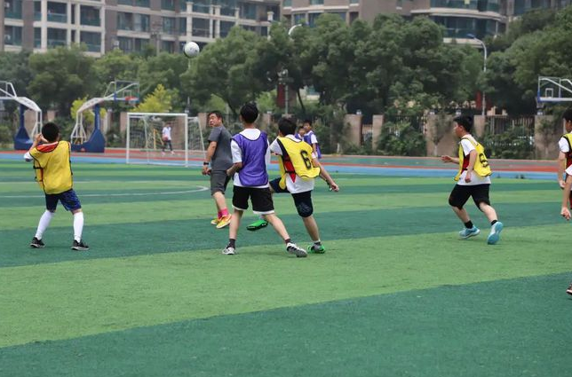 未来五年内很“吃香”的3大专业，好就业，薪资待遇也不差