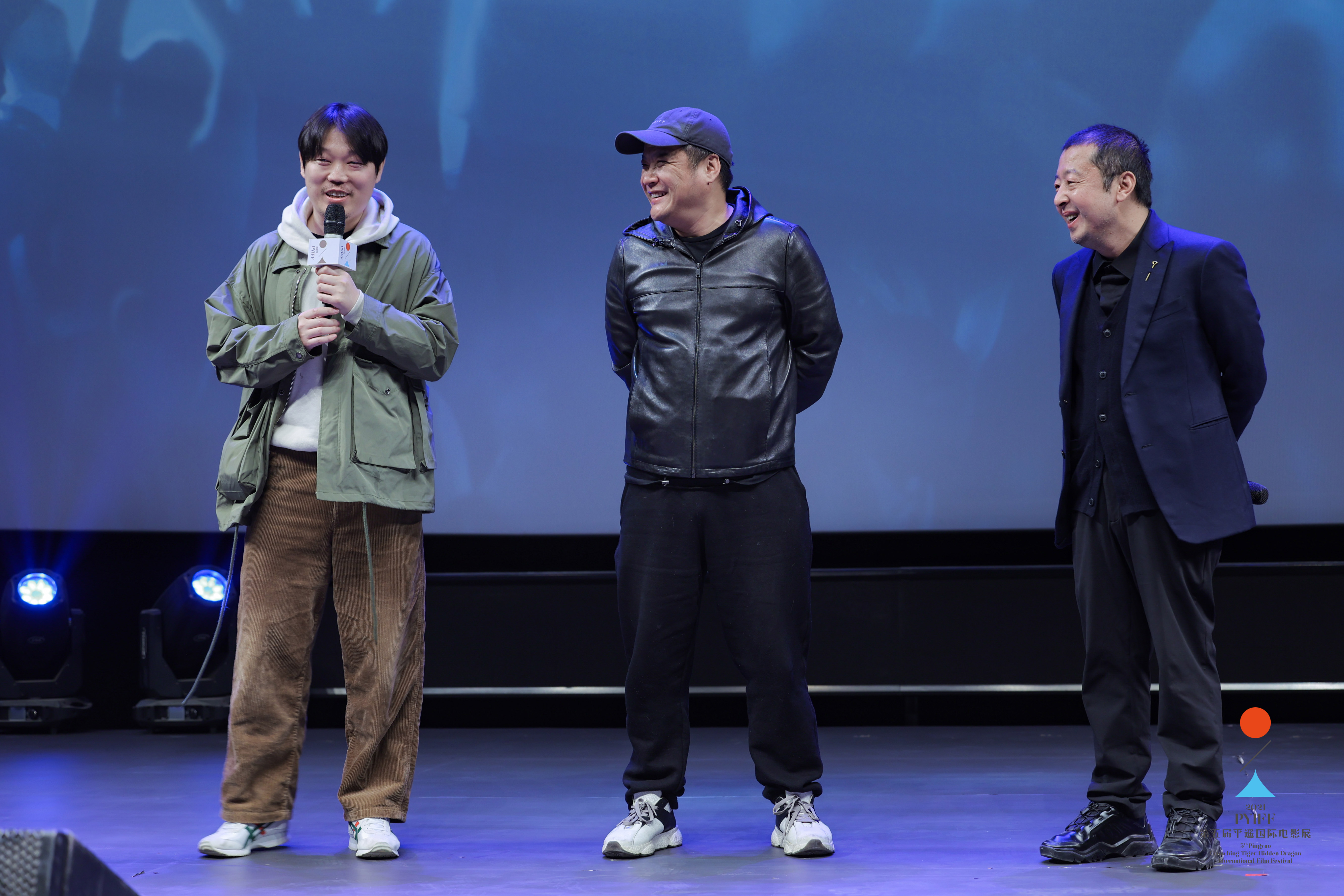 2021“平遥之夜”颁出多项荣誉《地球最后的导演》致敬电影