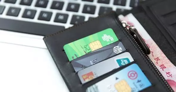 支付宝和微信绑定了银行卡，手机丢了怎么办？要谨记这3步操作！