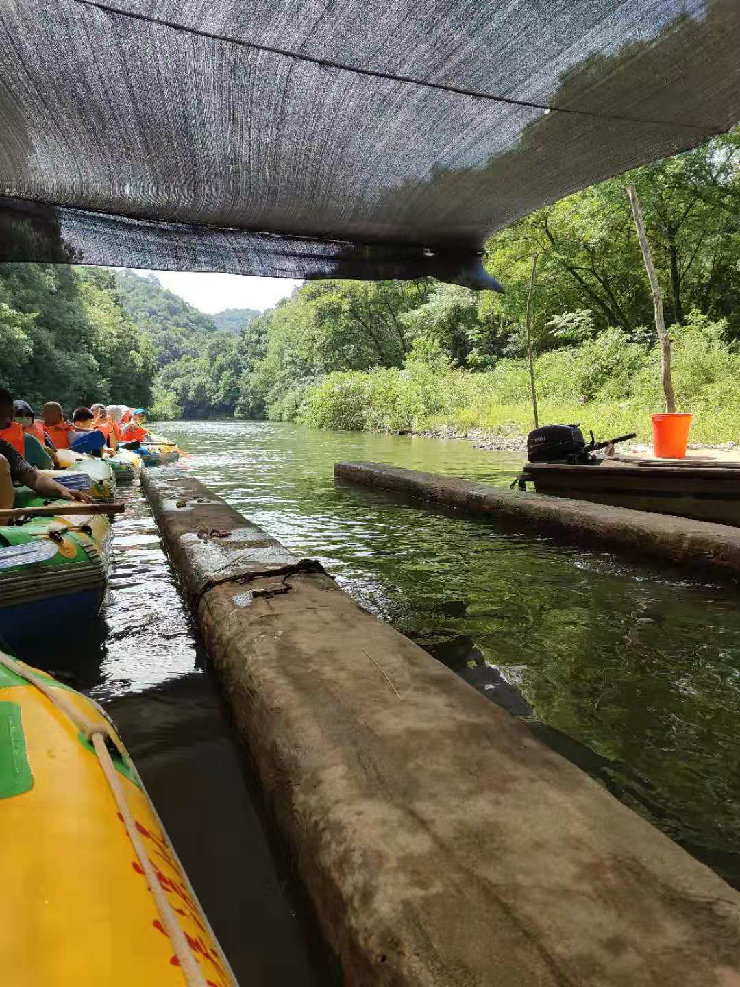 荆门市京山鸳鸯溪漂流,老少适宜的亲子漂流,盛夏避暑的绝佳去处