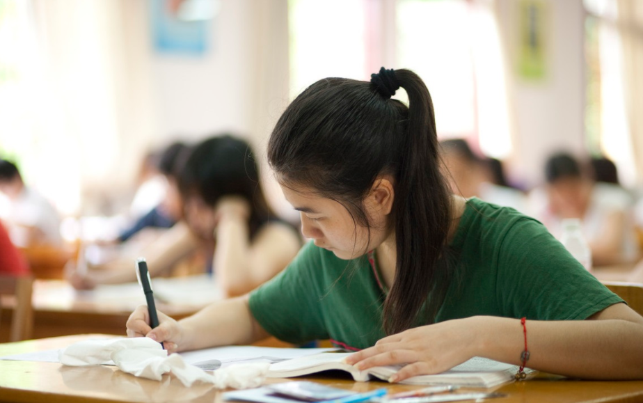 大学期间，比英语四六级还重要的证书，聪明学生高考后就去准备了