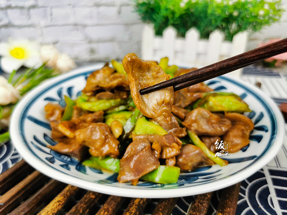 鸡身上最脆嫩的部位，1只鸡就1小个，加辣椒一起炒，越吃越上瘾