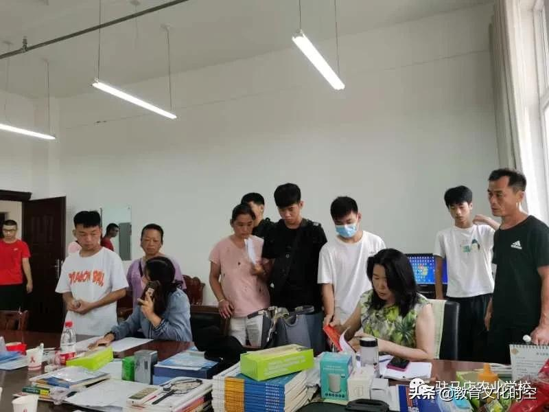 桃李芬芳醉天中 筑梦农校启新程——驻马店农业学校新生报到纪实