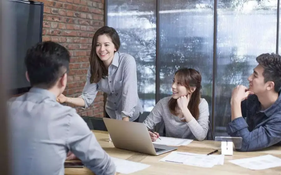 适合低学历从事的四大行业，就业前景好，高考落榜生可以参考