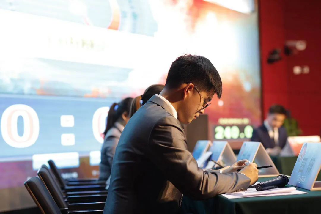 保研北大！河南男神学霸斩获多项荣誉，如今赴“世界唯一”法学院深造