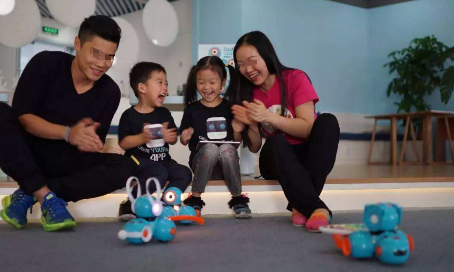 孩子在学校人缘不好，家长该怎么办？这3招助力孩子“好人缘”