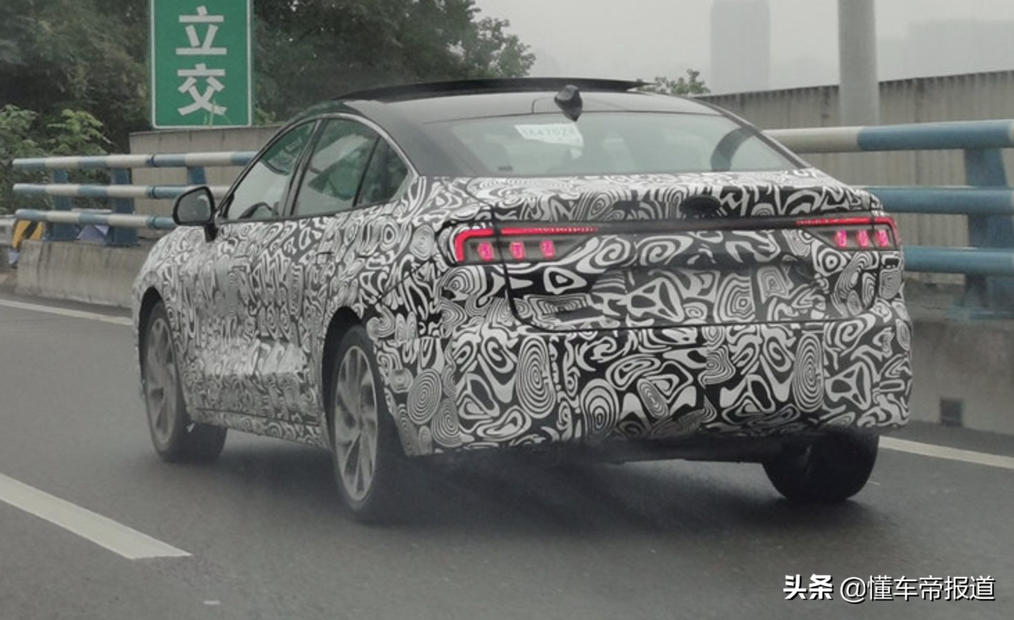 新车 </p><p>　　 四缸福克斯要来了！明年上市，长安福特多款新车计划曝光