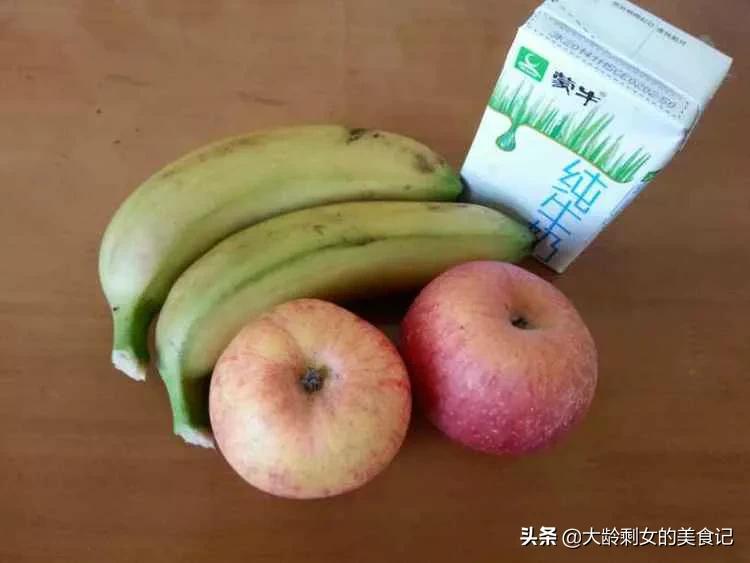 苹果香蕉奶昔（苹果和香蕉奶昔的功效作用）