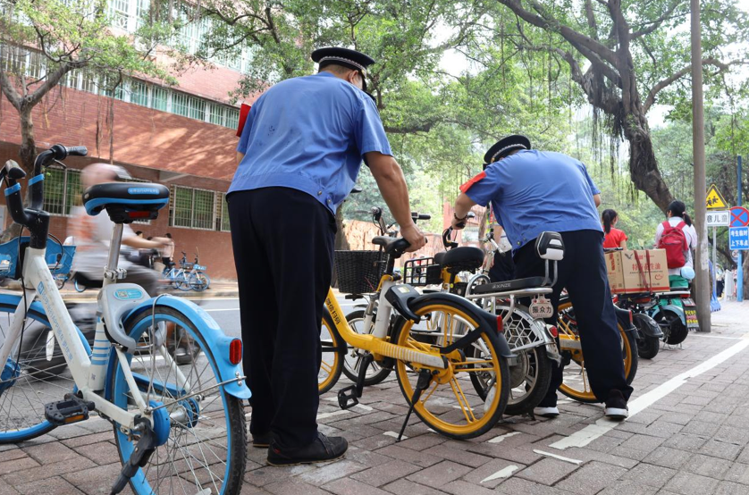 为高考护航，广州“城管蓝”暖心伴考在行动
