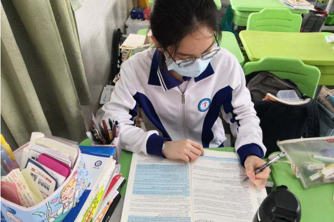 中小学教师职称十级到七级，薪资待遇会差多少？想当老师要知道