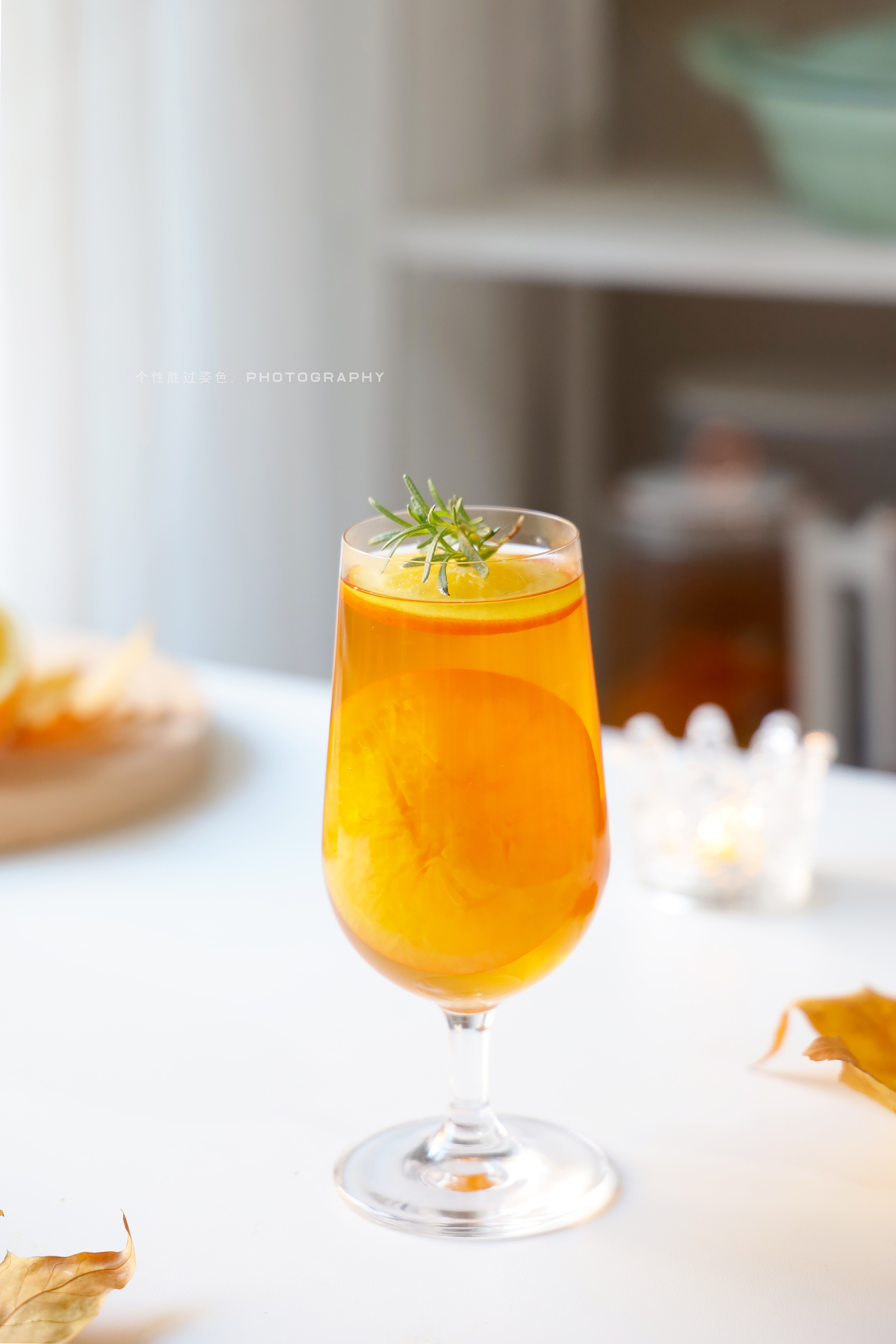 吃橙子的季节到了,买个橙子做热橙柠檬茶,清肠润肺助消化