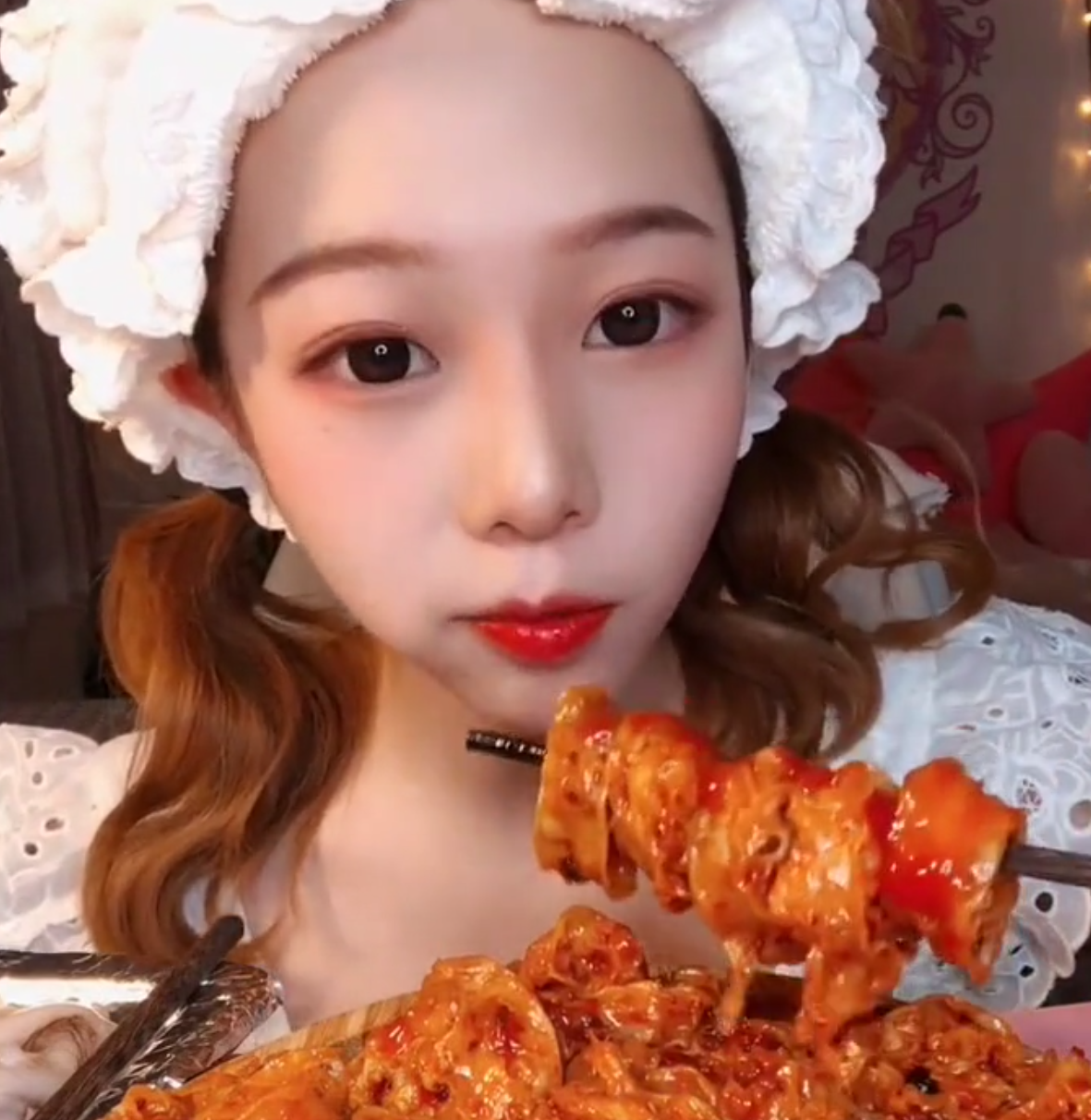 这种“藕”2块钱买一包能吃好几顿，因口感特别被追捧为网红美食