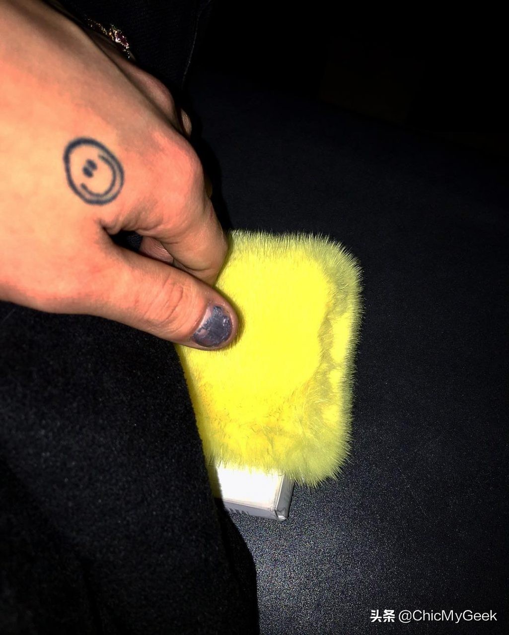 韩国男星纹身大盘点!gd权志龙经典笑脸图案意义非凡