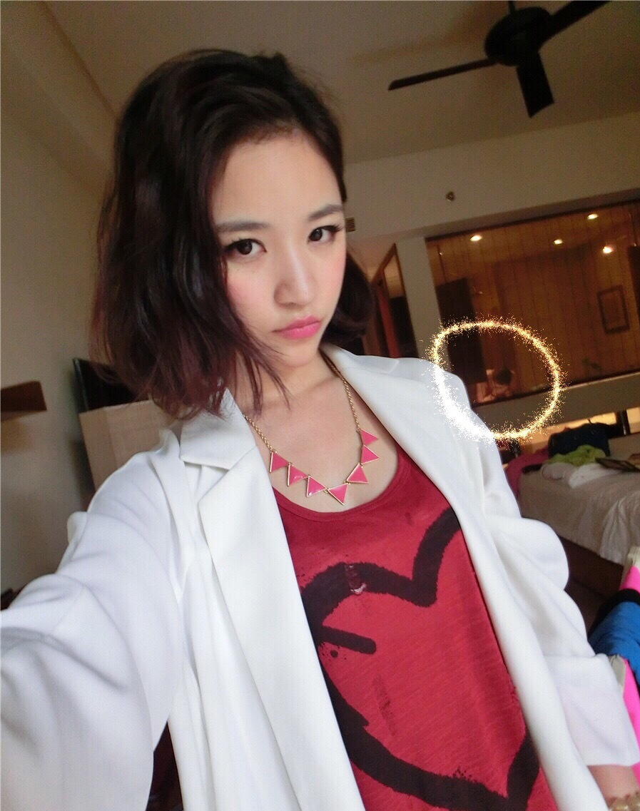 网红雪梨的"借财生财"之道,和背后隐藏的四任男友