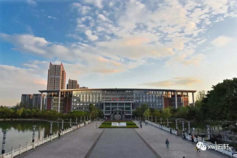 重庆这5位学霸：成功考研至北大、人大等名校，通过法考，包揽多项奖学金！