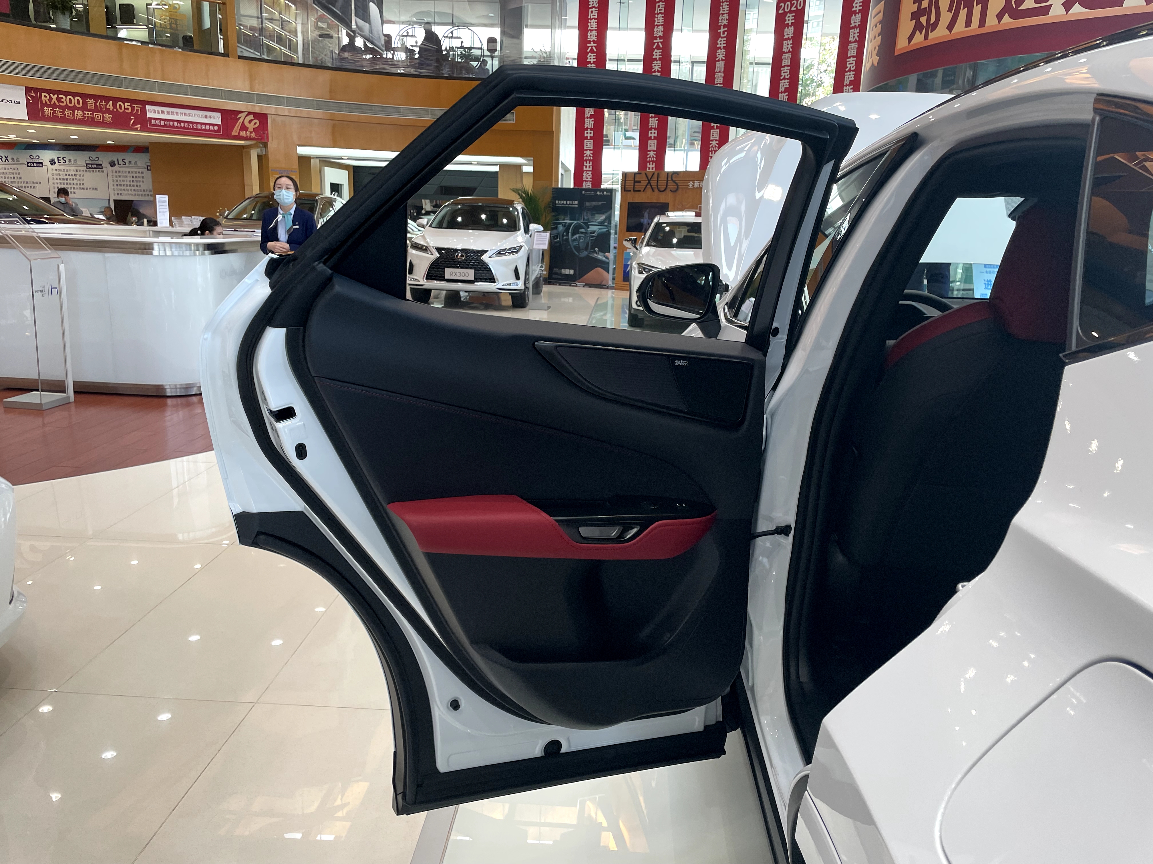 新车 </p><p>　　 或32.5万起售，全新雷克萨斯NX到店，有望11月内上市
