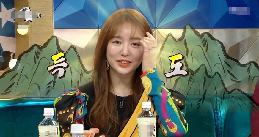 35岁知名女星被疑变脸，曾为最年轻视后，因抄袭事件事业一落千丈