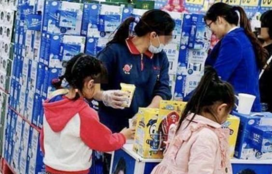 考生拍高考题上传被确认作弊，各科成绩全清0，十年寒窗一败涂地