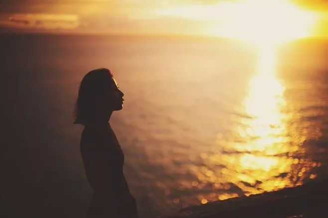 老公出轨女同事，女人只用3招成功挽回，到底发生了什么？